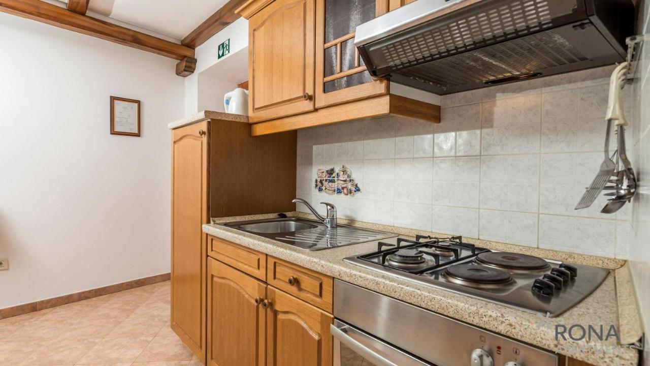 Rona Stone House Apartments Janja Boljun 외부 사진